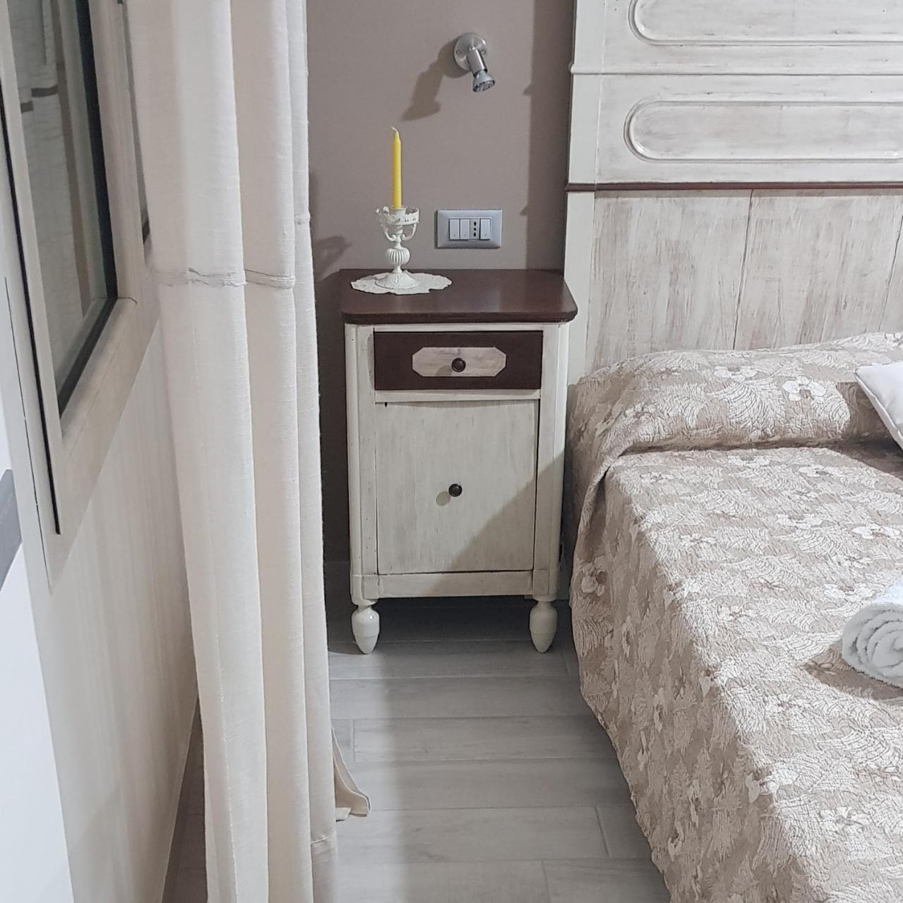 Quarantotto B&B Raffa Kültér fotó