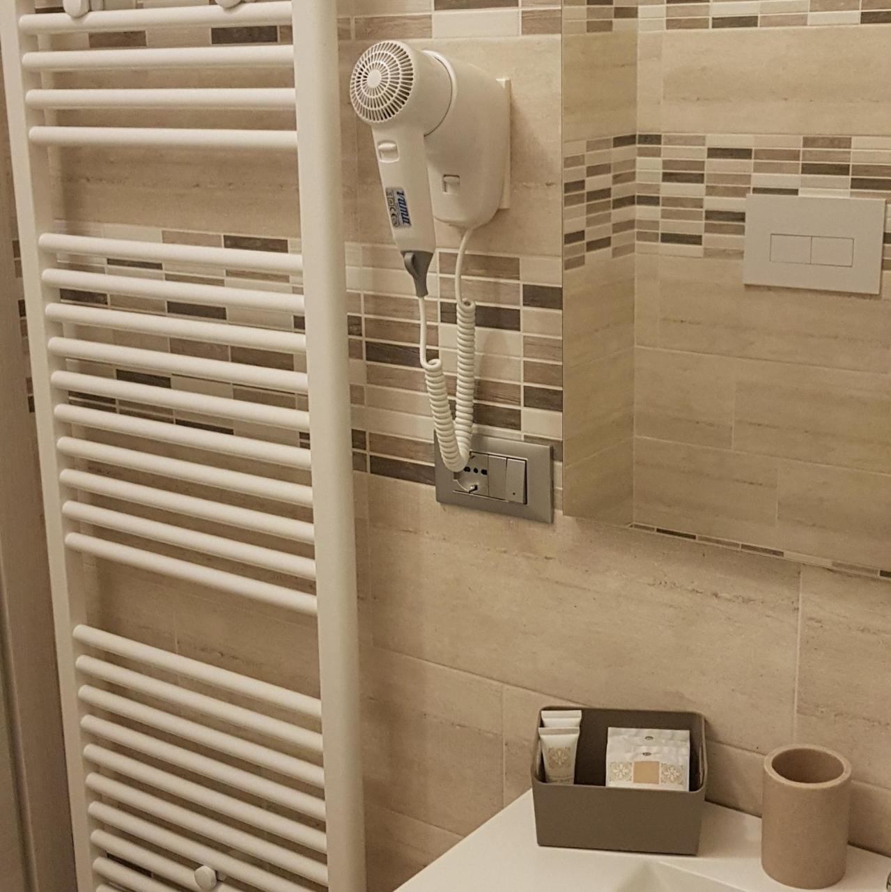 Quarantotto B&B Raffa Kültér fotó