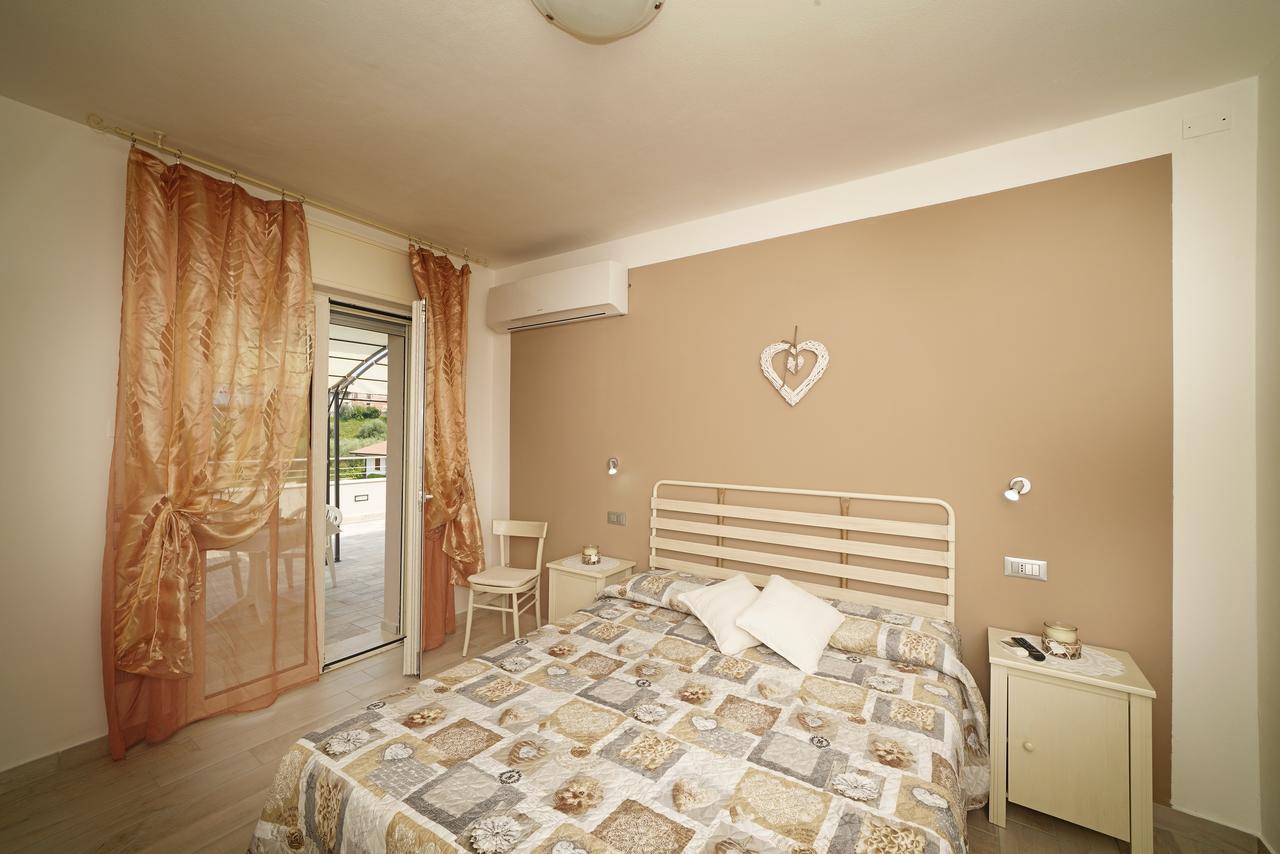 Quarantotto B&B Raffa Kültér fotó